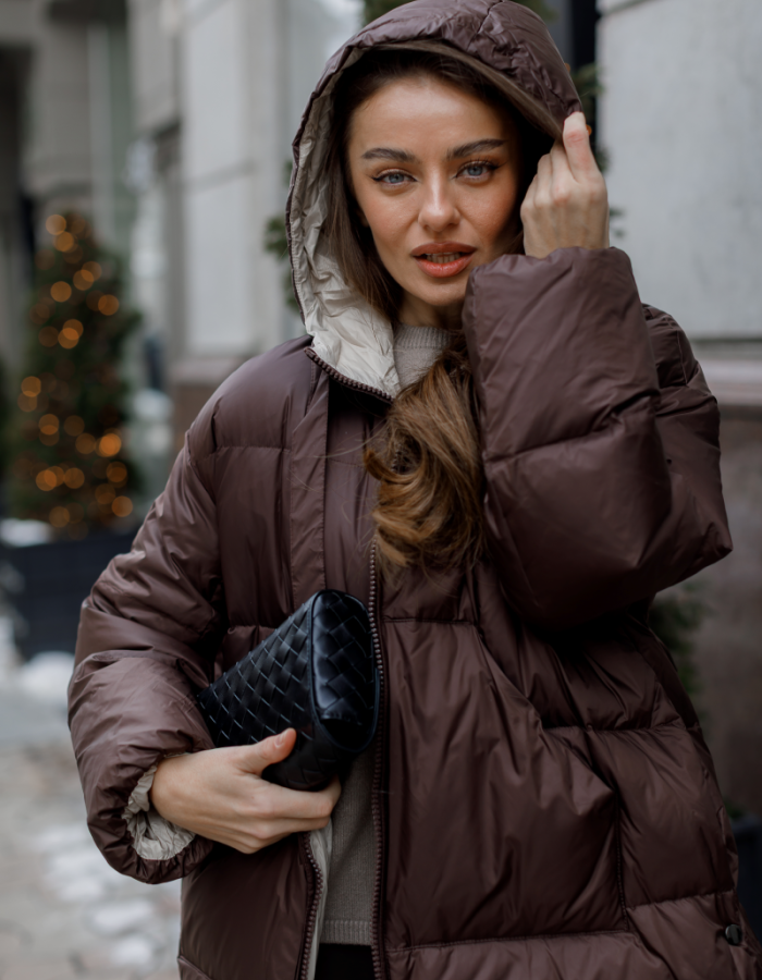 Пухова куртка у стилі MAX MARA