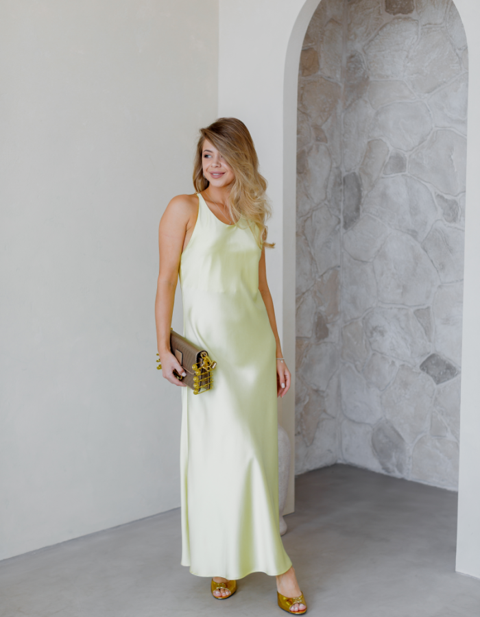 Лимонна сатинова сукня