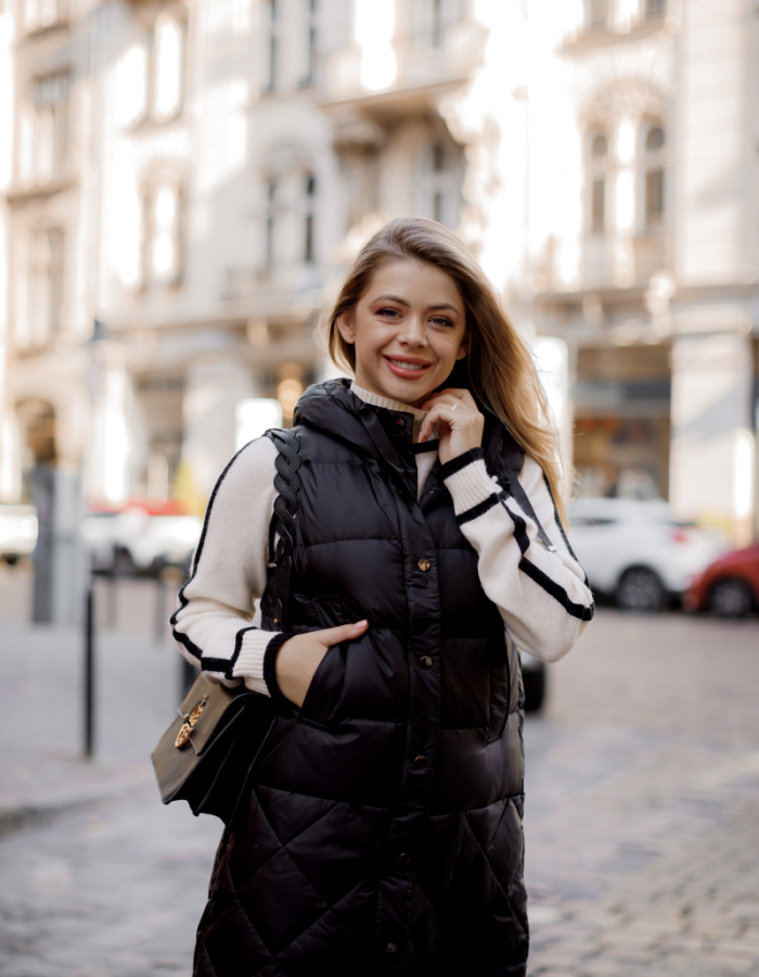 Французька безрукавка в стилі MaxMara