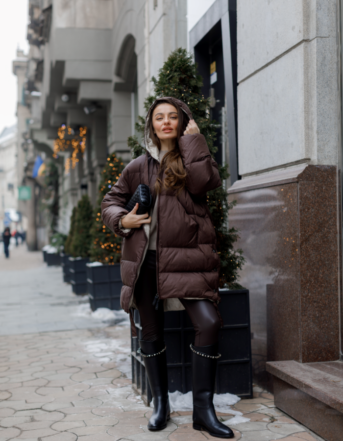 Пухова куртка у стилі MAX MARA