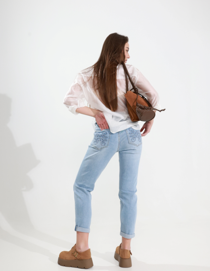 Джинси slim fit з високою посадкою