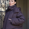 Італійська куртка з натуральним пухом та вишуканим силуетом