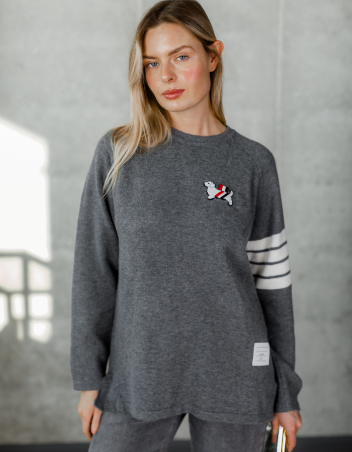 Светр в стилі Thom Browne