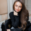 Елегантний в'язаний костюм