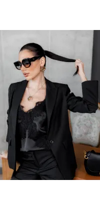 Майка з мереживом у чорному кольорі. Колір: Чорний