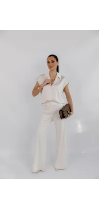 Сатинова блуза у молочному кольорі, зображення