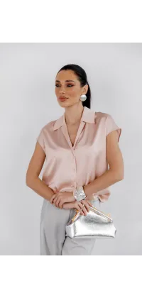 Сатинова блуза у ніжно рожевому відтінку. Колір: Пудровий