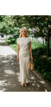 Сукня з драпіруванням. Колір: Кремовий