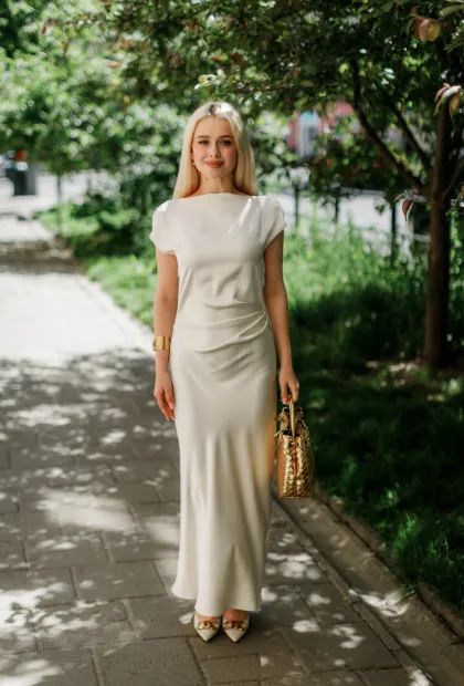 Сукня з драпіруванням