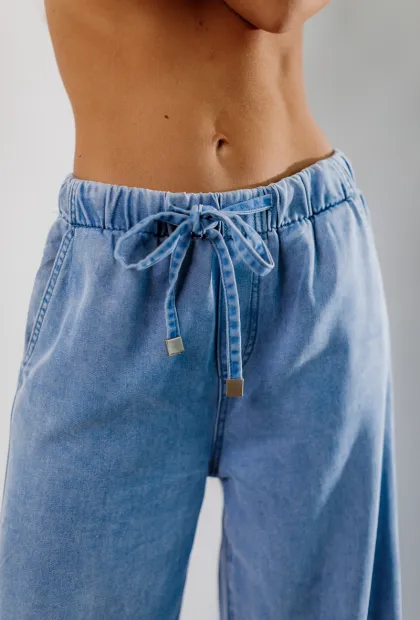 Джинси на зав'язках