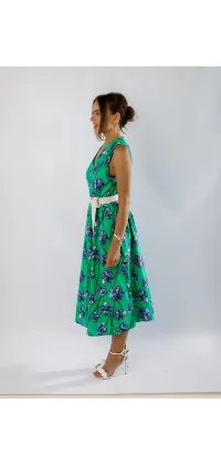 Сукня з квітковим принтом. Ціна: 4990 грн