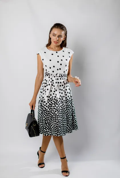 Французька сукня в горох