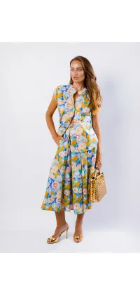 Костюм з спідницею. Ціна: 2990 грн