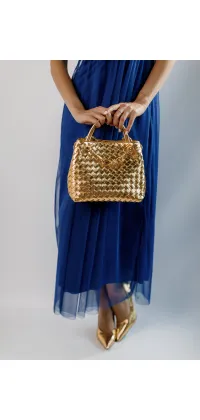 Міді-сукня з акцентними рукавами у вигляді банта від італійського бренду Rinascimento, одяг від Jador