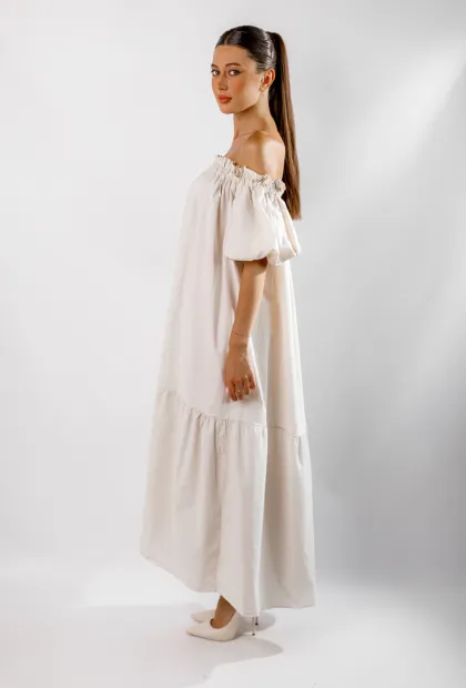 Сукня з об'ємними рукавами