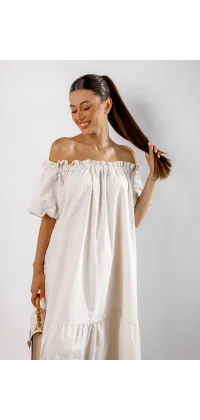 Сукня з об'ємними рукавами. Ціна: 3590 грн