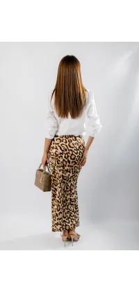 Сатинова спідниця з леопардовим принтом. Ціна: 2990 грн