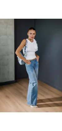 Французькі світло-блакитні джинси. Доступні розміри: XS, S, M