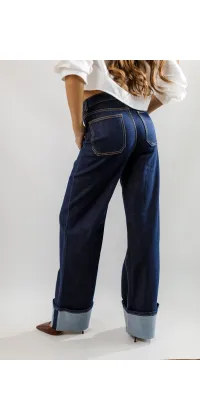 Джинси з підкатами. Ціна: 5590 грн