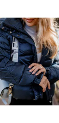 Об'ємна куртка Rinascimento, одяг від Jador