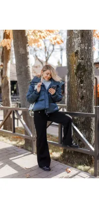 Об'ємна куртка Rinascimento, від Rinascimento