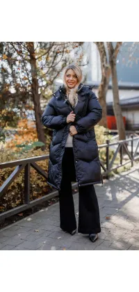 Куртка від італійського виробника Rinascimento, одяг від Jador