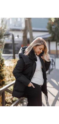 Куртка Rinascimento чорна. Доступні розміри: XS, L