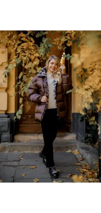 Шоколадна вкорочена куртка, від Jador