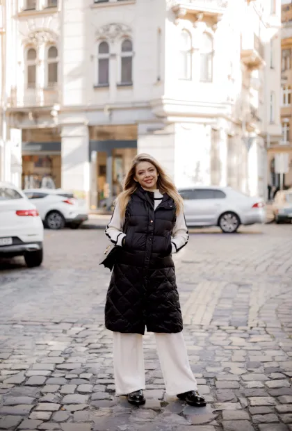 Французька безрукавка в стилі MaxMara