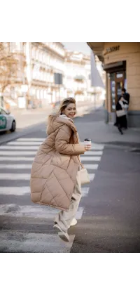 Подовжена куртка Rinascimento. Колір: Бежевий