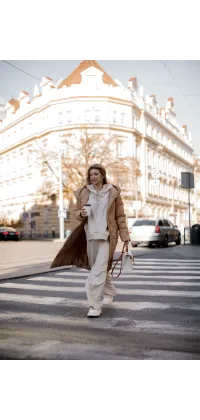 Подовжена куртка Rinascimento, від Rinascimento