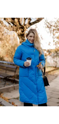 Куртка з об'ємним капюшоном. Доступні розміри: XS, L, XL