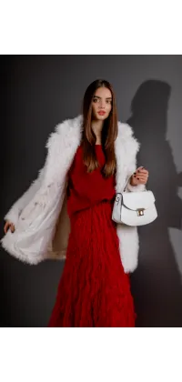 Шуба з преміального еко-хутра. Колір: Білий