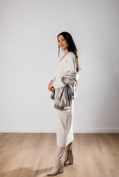 Трикотажна сукня в рубчик