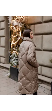 Французький стьобаний пуховик,наповнення пух-перо., одяг від Jador