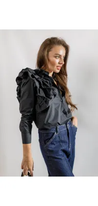 Італійська сорочка з об'ємним рукавом. Колір: Чорний