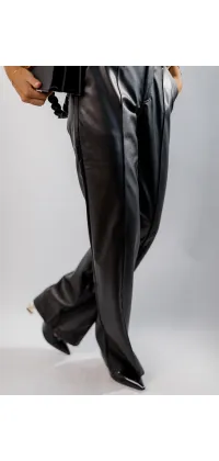 Штани з екошкіри. Доступні розміри: XL