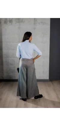 Класичні штани палаццо. Ціна: 4990 грн