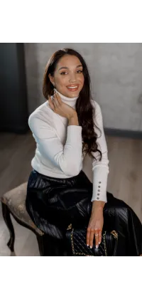 Класичний білий гольф. Колір: Білий