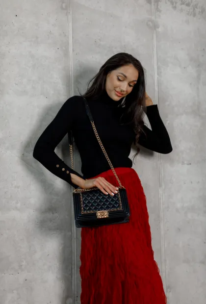 Чорний класичний гольф