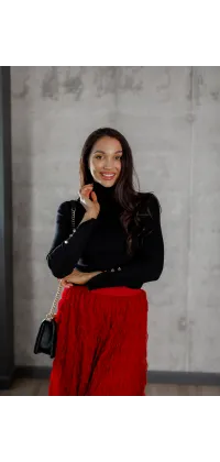 Чорний класичний гольф. Колір: Чорний