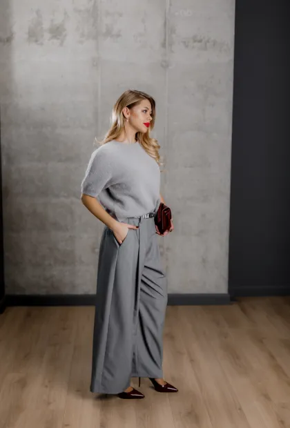 Класичні сірі палаццо