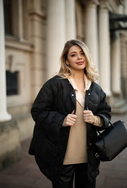 Куртка з капюшоном