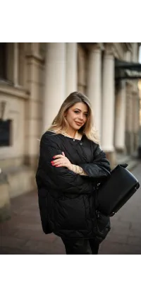 Куртка з капюшоном. Доступні розміри: 38