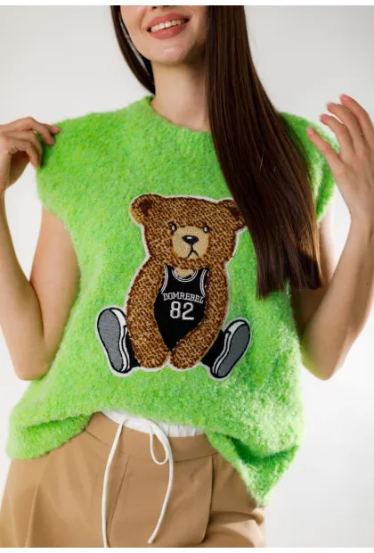 Светр з ведмедиком