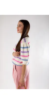 Светр у смужку. Доступні розміри: 