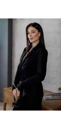 Елегантний чорний піджак. Ціна: 6990 грн