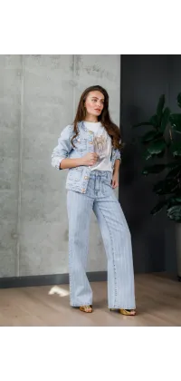 Джинсова куртка (Франція). Колір: Блакитний