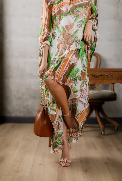 Розкішна сукня з шовку