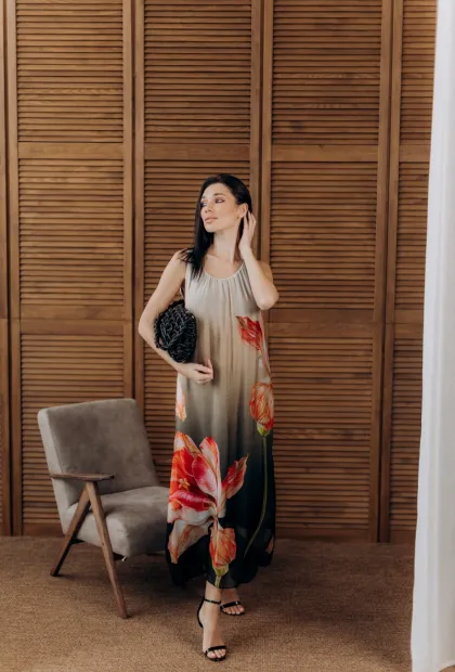 Сукня з квітковим принтом